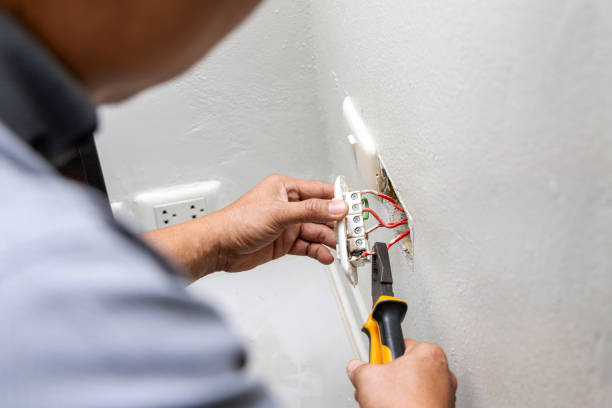 Best Best Electricians Near Me  in Naples, UT